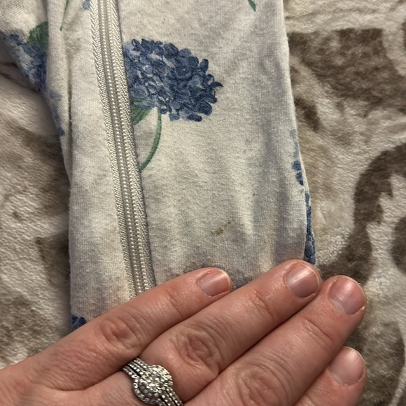 Kyte baby hydrangea romper 12-18 month - Picture 2 of 3